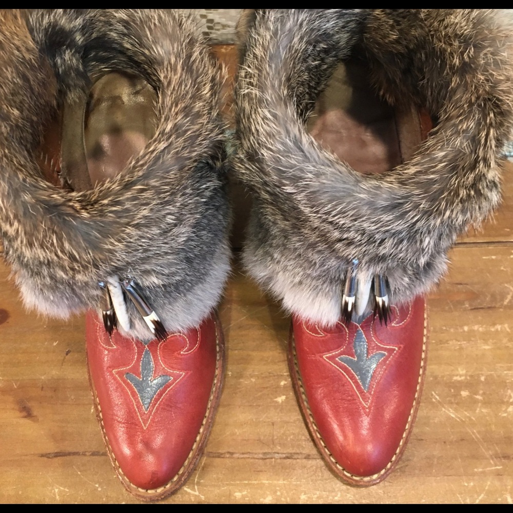 Miss Capezio Rose Ankle boots with fur size 6 1/2 - Picture 2 of 8